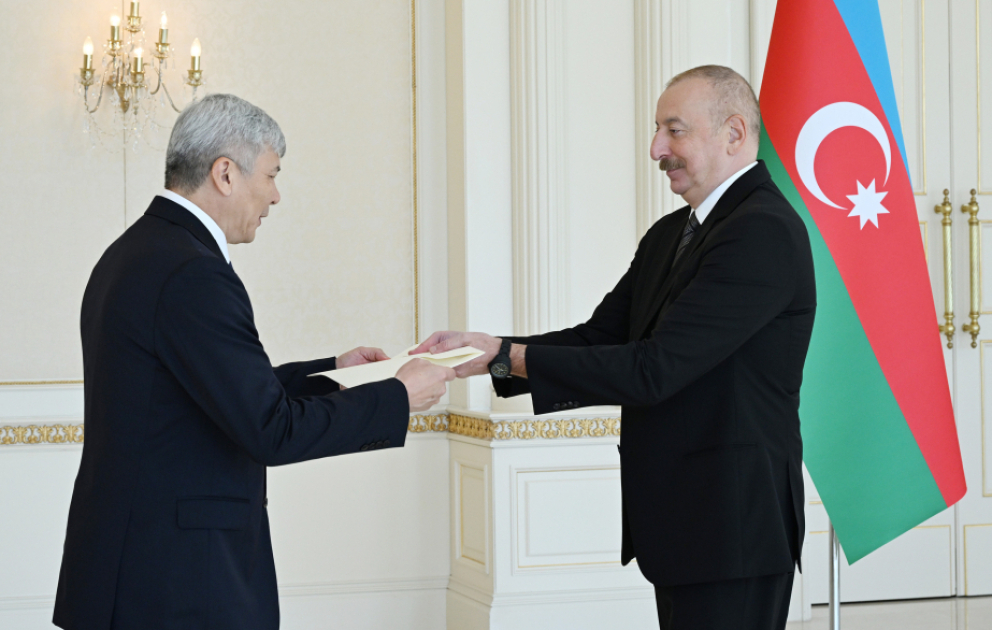 President Ilham Aliyev received credentials of incoming Kyrgyz ambassador VIDEO
