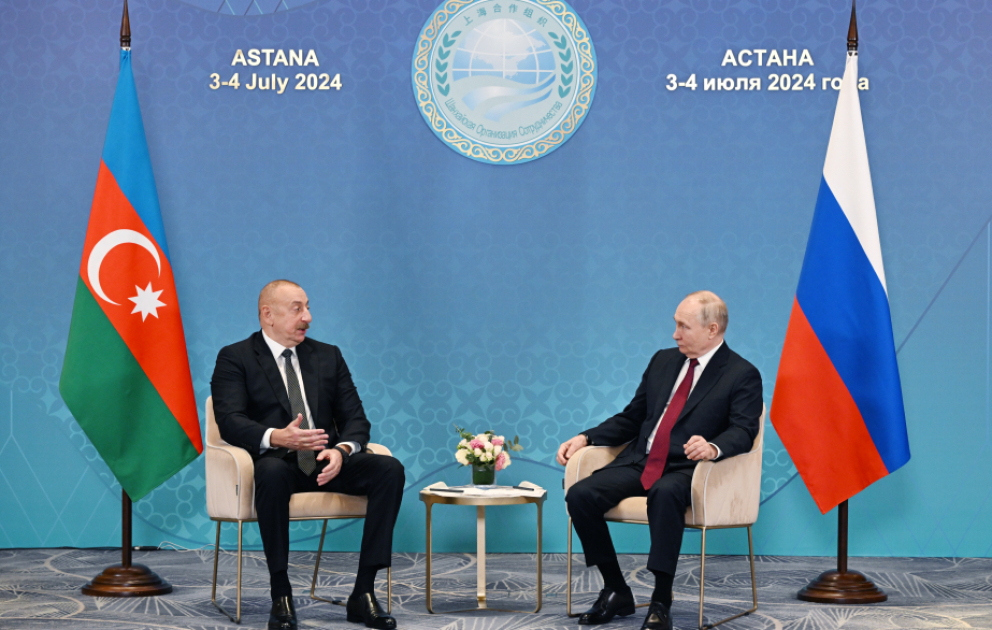 Präsident Ilham Aliyev trifft Präsident Wladimir Putin in Astana AKTUALISIERT VIDEO