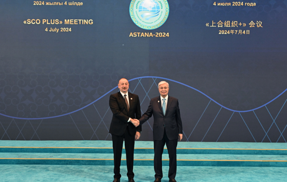 President Ilham Aliyev arrived at "Palace of Independence” to attend "SCO plus" format meeting in Astana VIDEO
