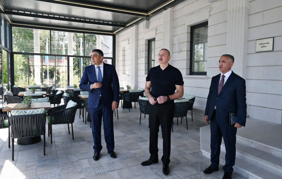 Präsident Ilham Aliyev weiht Hotel “Palace“ in Khankendi nach gründlicher Renovierung ein  AKTUALISIERT  VIDEO