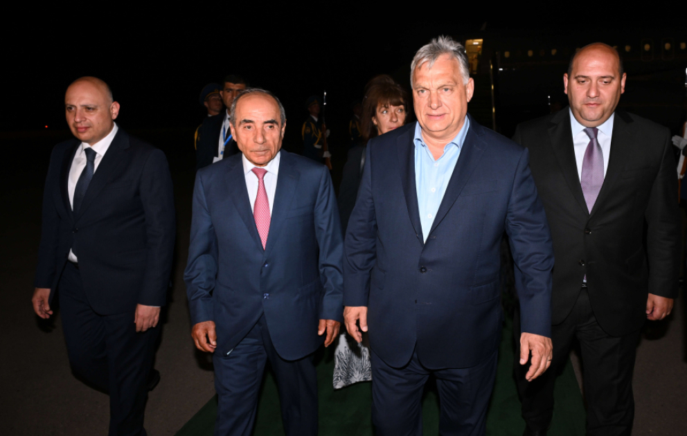 Prime Minister of Hungary Viktor Orban arrives in Azerbaijan VIDEO