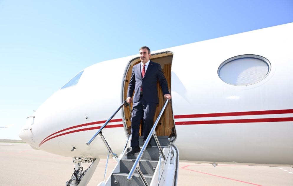 Turkish Vice President Cevdet Yilmaz arrives in Azerbaijan VIDEO