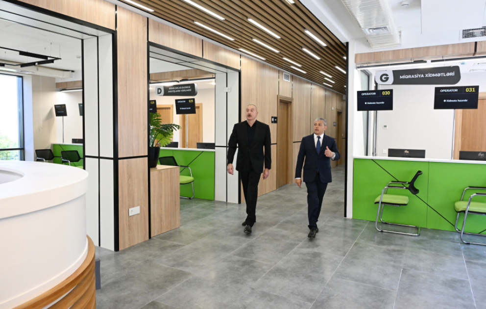Schuscha: Präsident Ilham Aliyev besichtigt Zentrum für staatliche Dienstleistungen nach umfassender Renovierung VIDEO