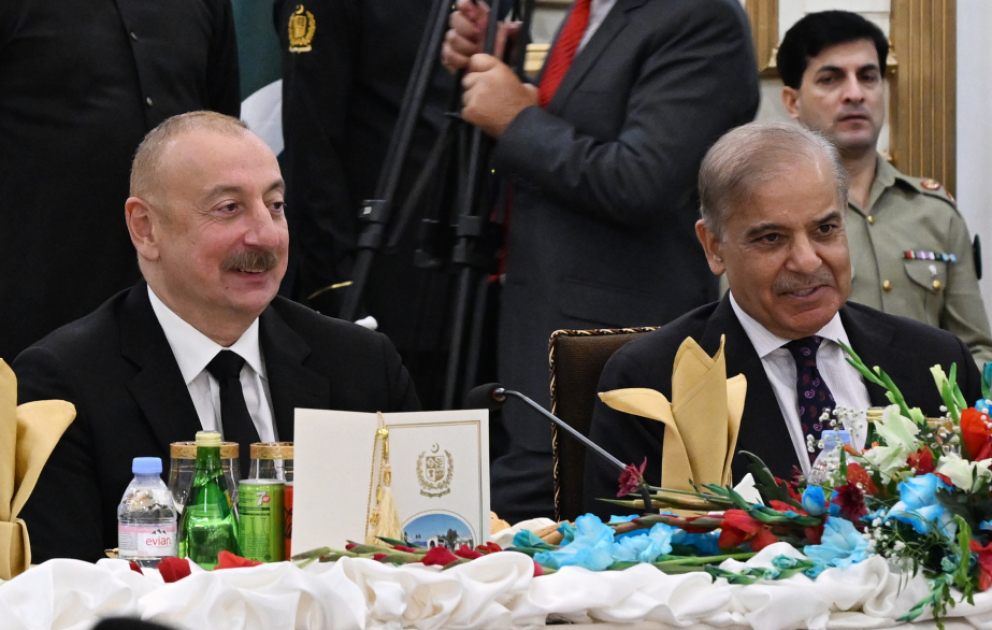 Official dinner was hosted on behalf of Prime Minister of Pakistan Muhammad Shehbaz Sharif in honor of President of Azerbaijan Ilham Aliyev VIDEO