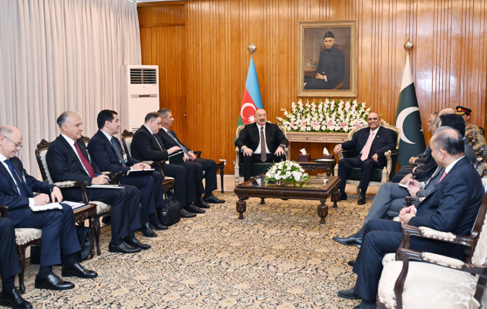 President of Azerbaijan Ilham Aliyev held expanded meeting with President of Pakistan Asif Ali Zardari in Islamabad VIDEO