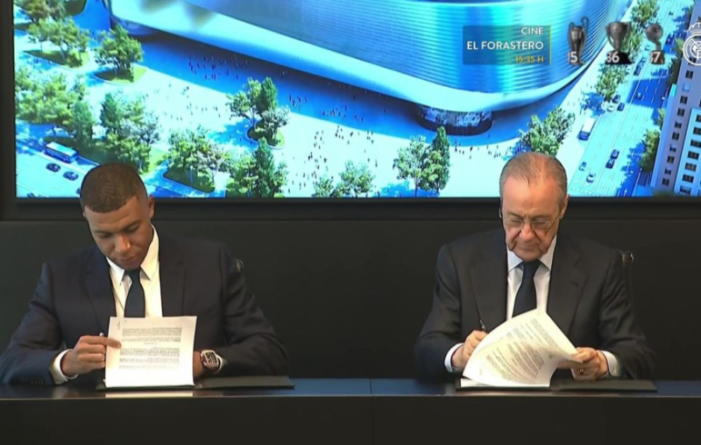 Kylian Mbappé signe son contrat avec le Real Madrid VIDEO