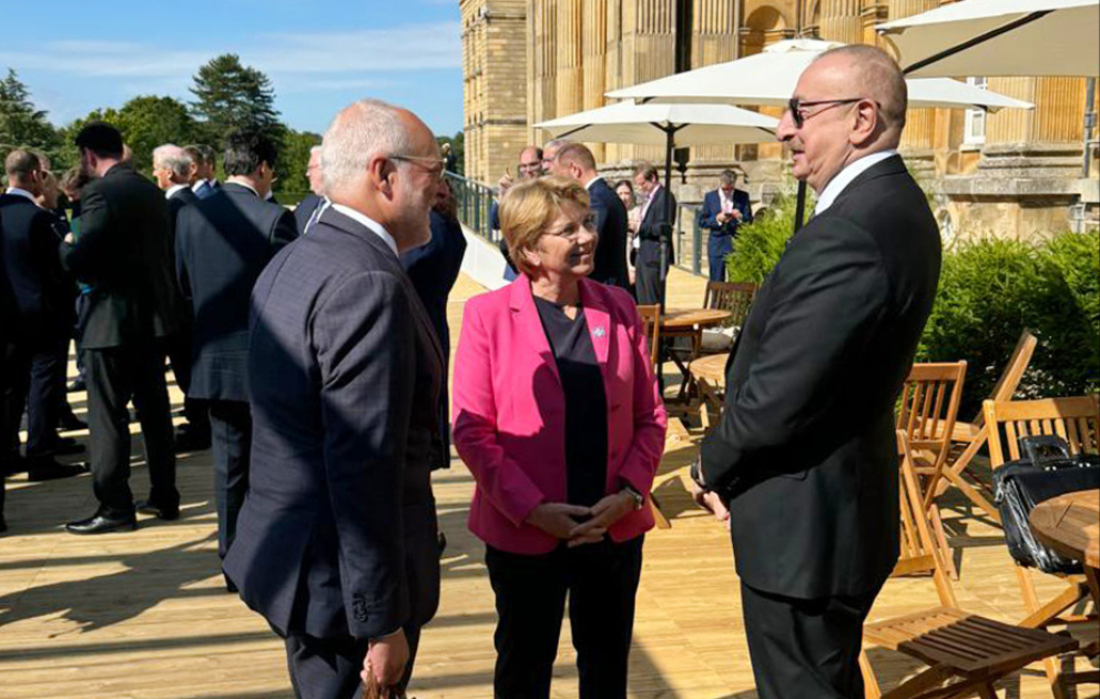 Le président Ilham Aliyev rencontre la présidente suisse Viola Amherd à Oxford VIDEO