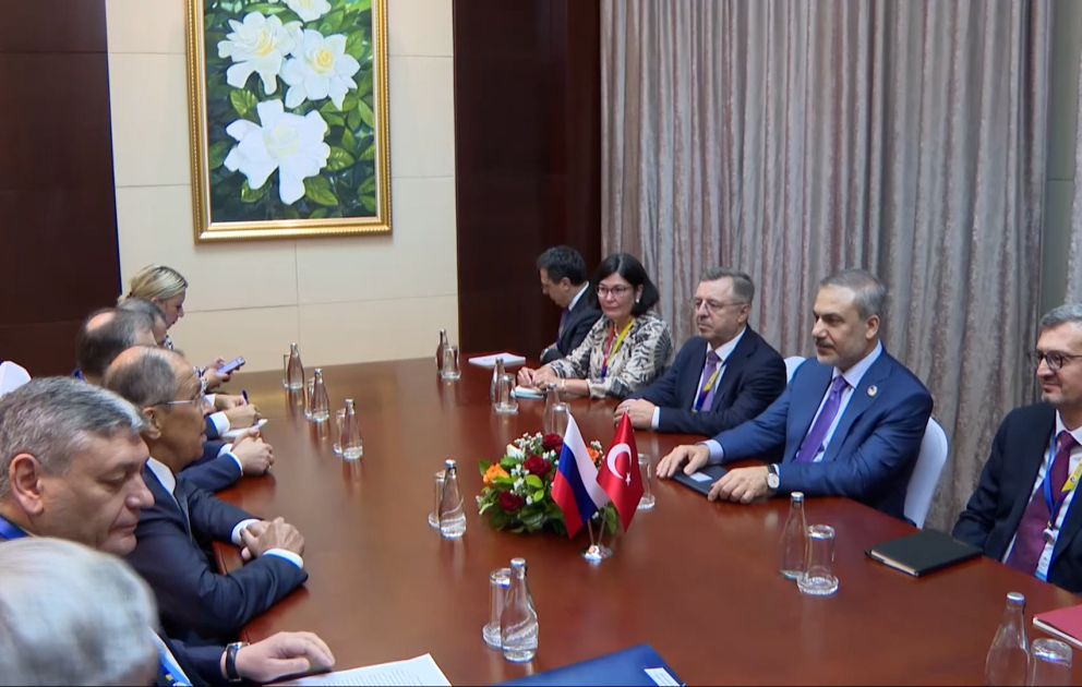 Türkiyə və Rusiya XİN başçıları regional prosesləri müzakirə ediblər VİDEO