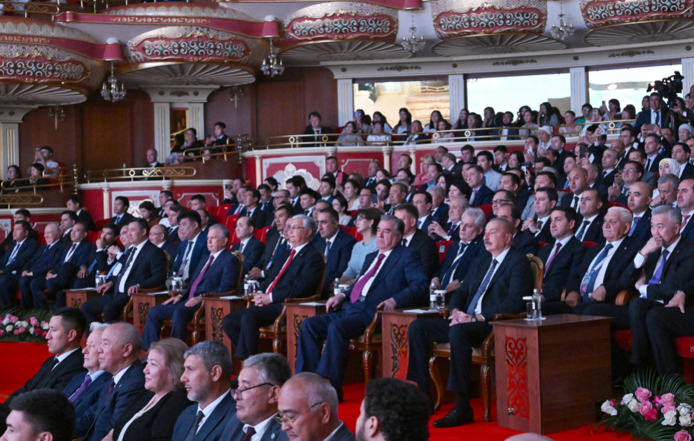 Prezident İlham Əliyev Astanada “Вечер дружбы” adlı qala konsertdə iştirak edib VİDEO