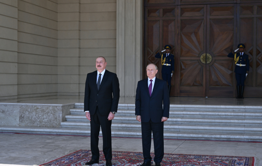 Offizieller Empfang von Präsident Wladimir Putin in Baku VIDEO