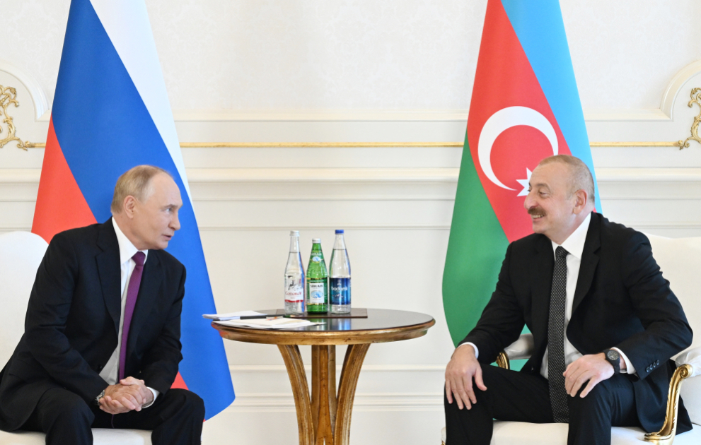 Presidents of Azerbaijan and Russia held limited-format meeting VIDEO