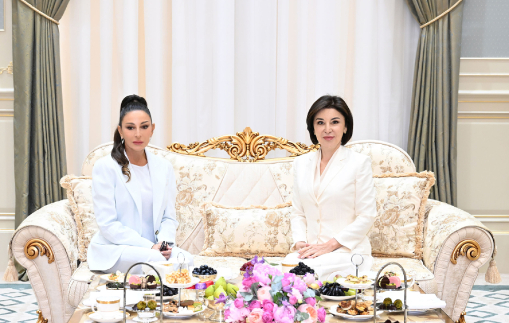Les premières dames d’Azerbaïdjan et d’Ouzbékistan se rencontrent à Tachkent VIDEO