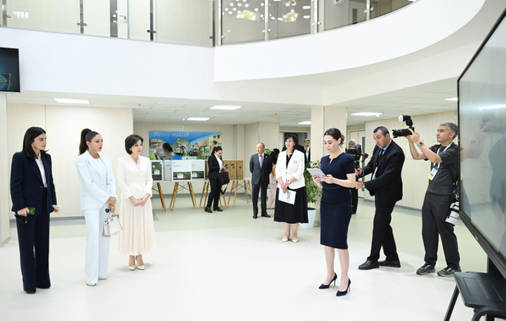 Azərbaycanın və Özbəkistanın birinci xanımları Daşkənddəki “Mexrli” məktəbi ilə tanış olublar YENİLƏNİB - 2 VİDEO