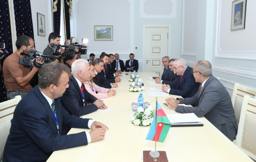 Mərkəzi Seçki Komissiyasının sədri TÜRKPA nümayəndə heyəti ilə görüşüb VİDEO