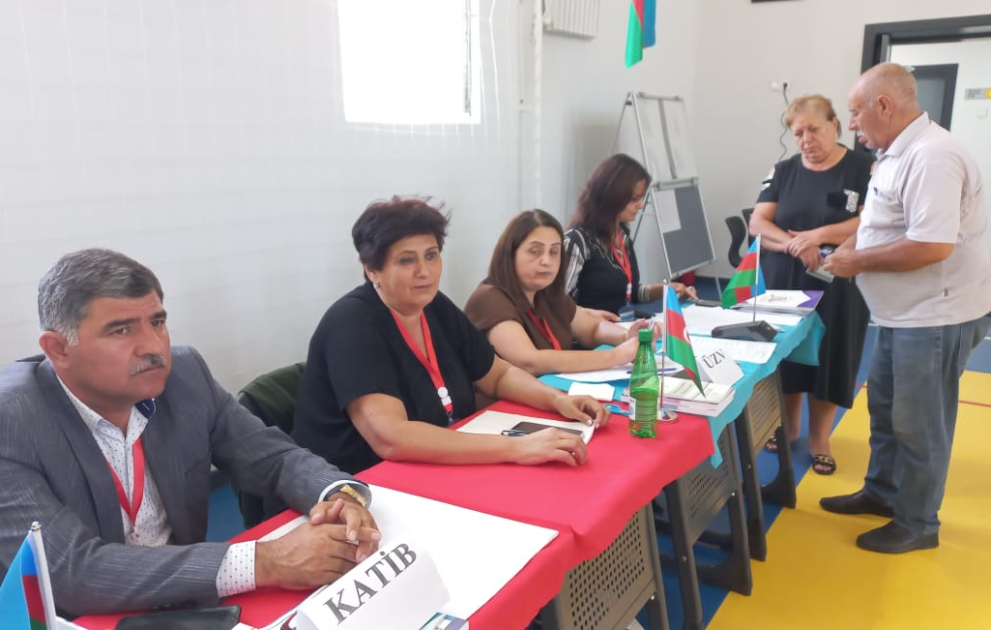 Xocalı sakinləri 32 ildən sonra ilk dəfə doğma yurdlarında səs verirlər  FOTO VİDEO