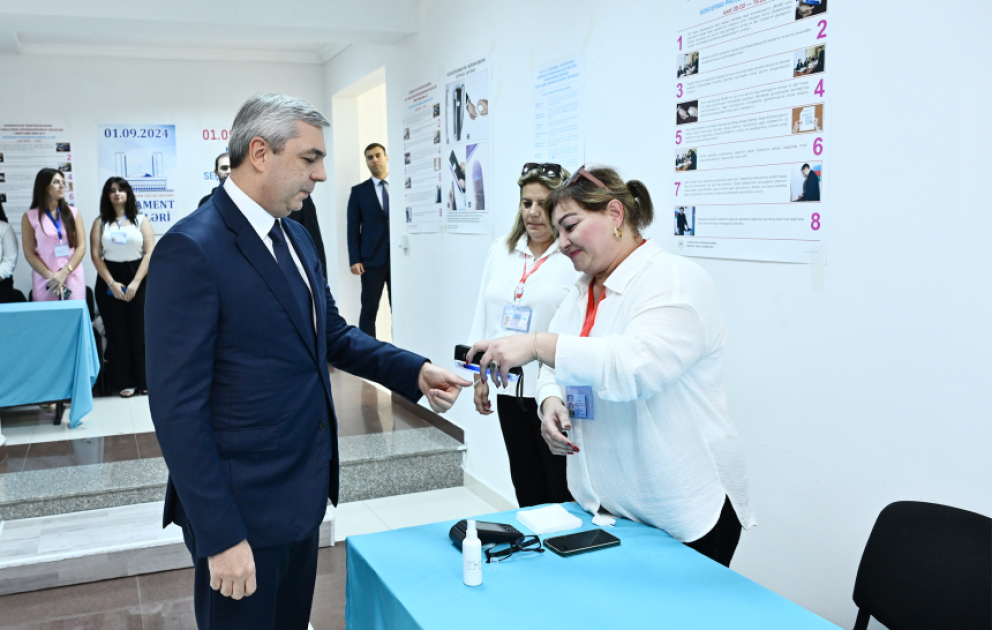 Head of Presidential Administration Samir Nuriyev casts his vote at polling station No. 34 VIDEO