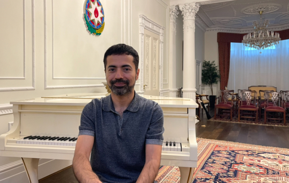 Londonda yaşayan Əməkdar artistimizin uğur hekayəsi VİDEO
