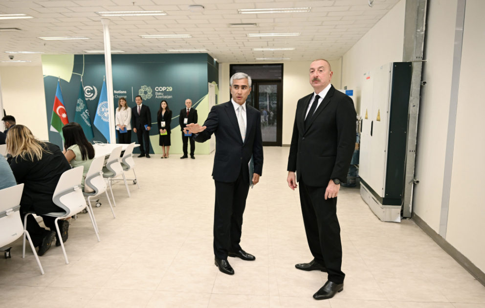 Le président Aliyev inspecte les préparatifs de la COP29 au Stade olympique de Bakou VIDEO