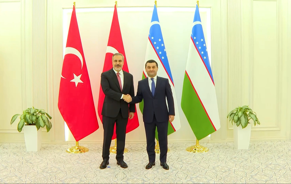 Türkiyə rəsmiləri Özbəkistanda səfərdədirlər VİDEO
