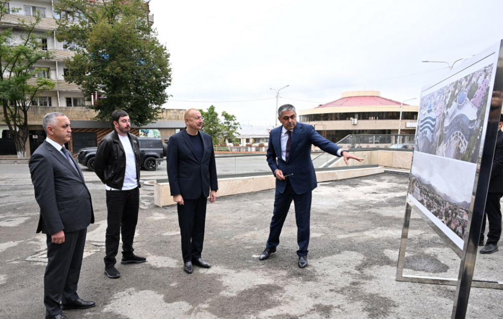 Le président Aliyev inspecte les travaux de rénovation et de restauration à l’Hôtel Bulud à Khankendi VIDEO