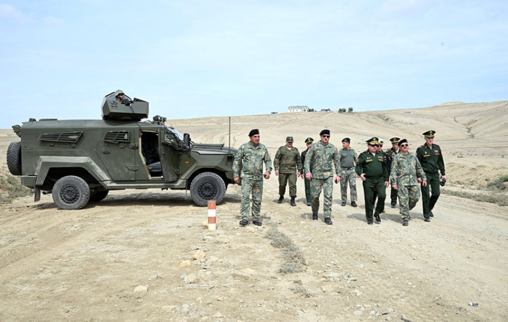 Rusiyanın nümayəndə heyəti Azərbaycan Müdafiə Nazirliyinin Hərbi Polis İdarəsini ziyarət edib VİDEO