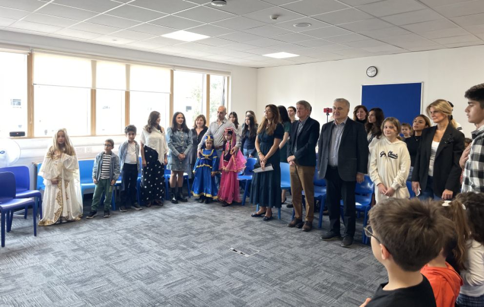 Londondakı Azərbaycan məktəbində yeni tədris ili başlayıb VİDEO