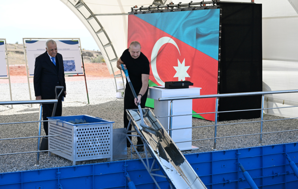 Djabraïl : Ilham Aliyev pose la première pierre d’un complexe de production de boissons non alcoolisées MIS A JOUR VIDEO
