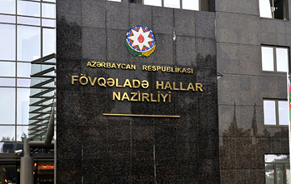 FHN: Hacıqabulda subasmaya məruz qalmış bir sıra ünvanlarda suyun kənarlaşdırılması təmin olunub VİDEO