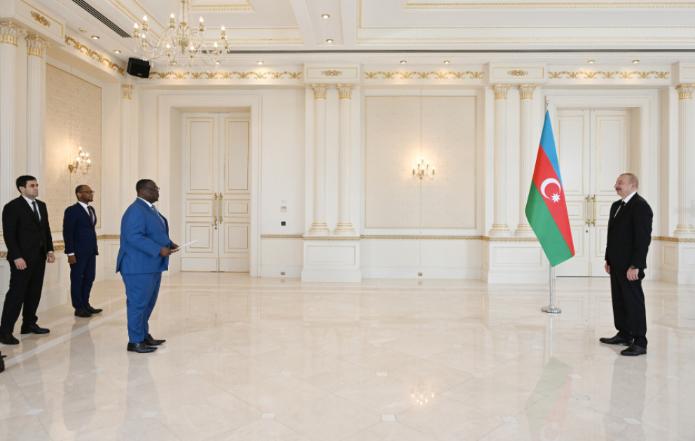 President Ilham Aliyev received credentials of incoming ambassador of Benin to Azerbaijan VIDEO