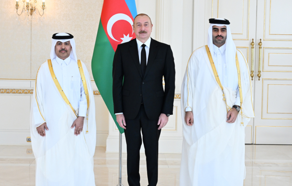Neuer Botschafter von Katar in Aserbaidschan überreicht Präsident Ilham Aliyev sein Beglaubigungsschreiben AKTUALISIERT VIDEO