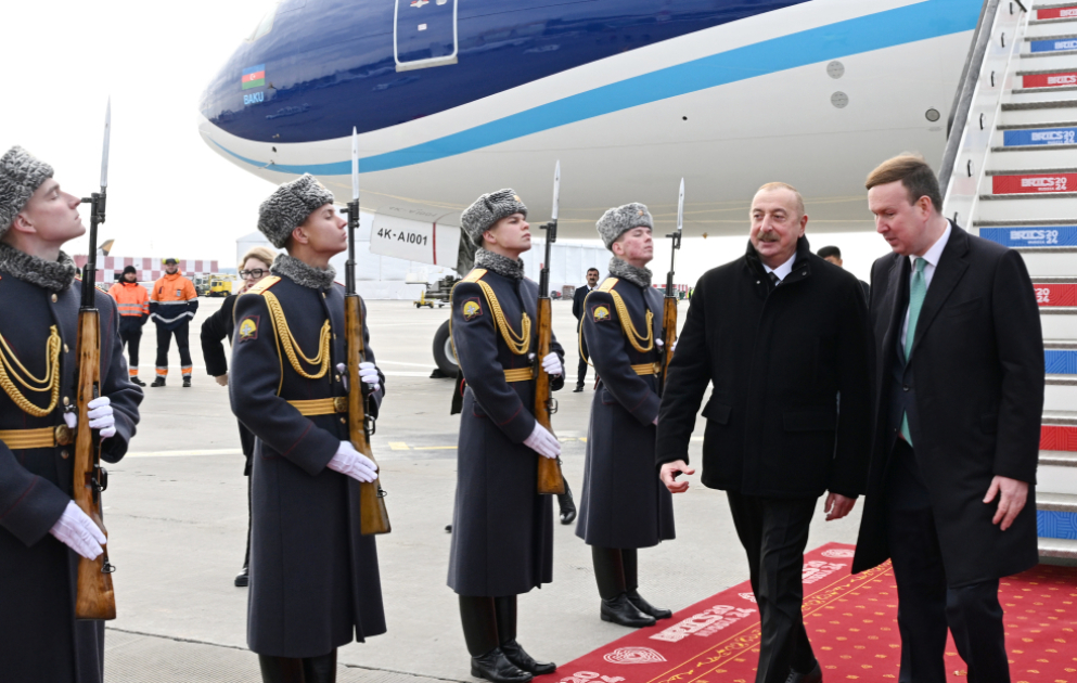 Präsident von Aserbaidschan Ilham Aliyev zu Besuch in Russland eingetroffen VIDEO