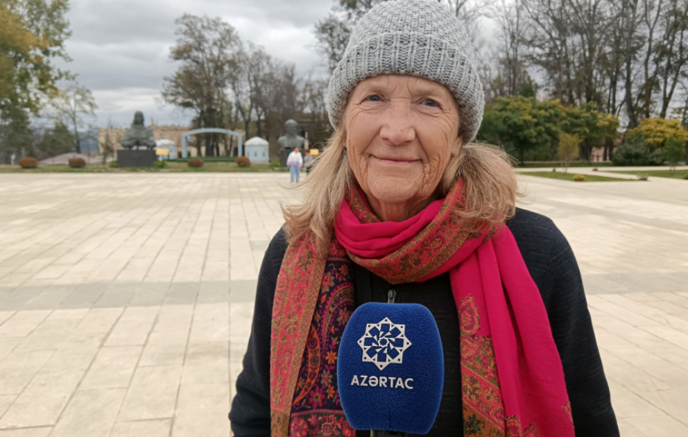 Səyyah Ceyn İqlson: İşğal zamanı bu torpaqlarda baş verənlər məni çox təsirləndirir VİDEO