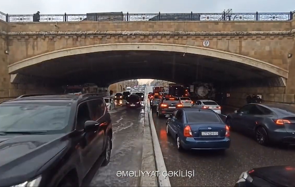 Leysan yağışlarla əlaqədar su basmış ərazilərə FHN-in qüvvələri cəlb olunub VİDEO