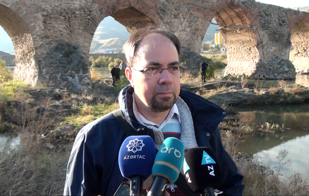 Mihael Pop: Azad edilən torpaqlarda qısa zamanda bu qədər layihənin həyata keçirilməsi inanılmazdır VİDEO