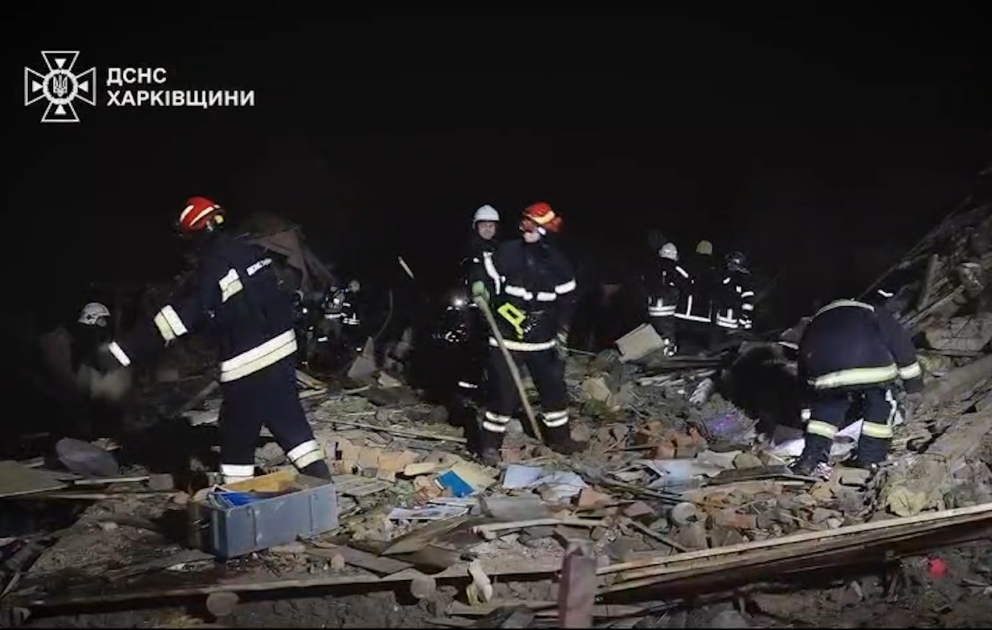 Российская сторона снова атаковала Харьков КАБами, есть жертвы и разрушены дома ВИДЕО