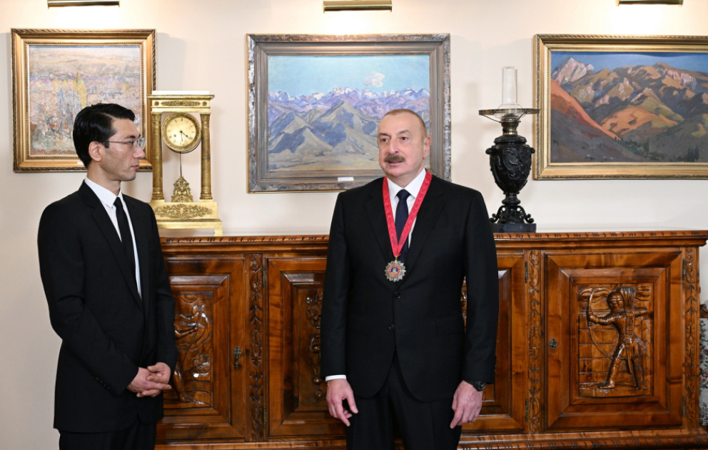 Bischkek: Präsident Ilham Aliyev Orden „Tschingis Aitmatow“ verliehen AKTUALISIERT