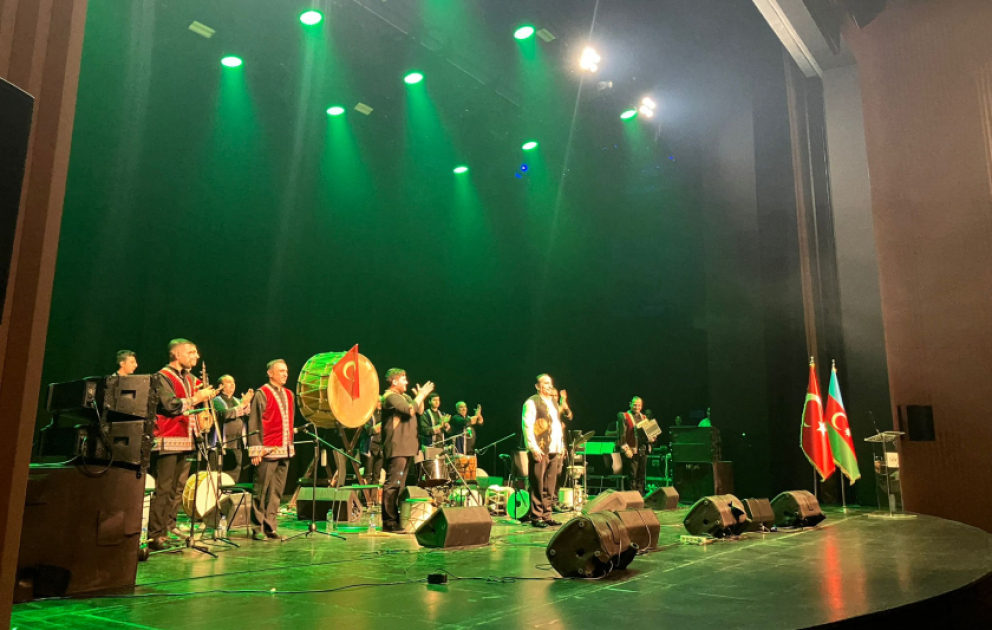 Zəfər Günü İstanbulda təntənəli konsert proqramı ilə qeyd edilib VİDEO