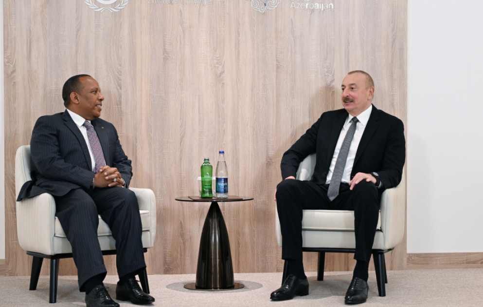 Präsident Ilham Aliyev trifft sich mit Premier von São Tomé und Príncipe AKTUALISIERT VİDEO
