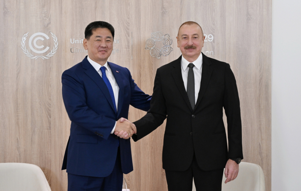 Le président Ilham Aliyev rencontre son homologue mongol  MIS A JOUR VIDEO