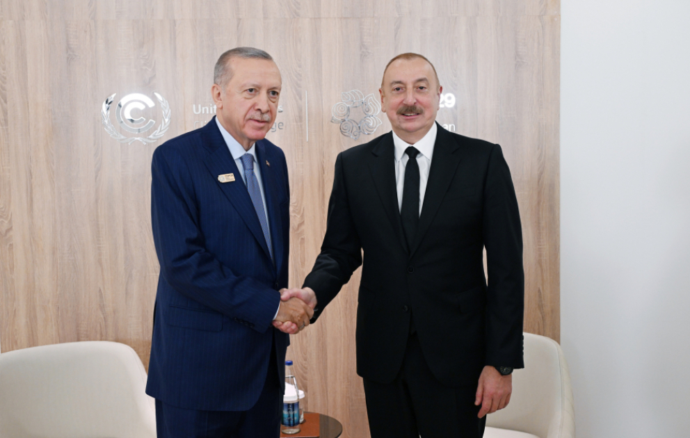 Prezident İlham Əliyev Türkiyə Prezidenti ilə görüşüb  YENİLƏNİB VİDEO