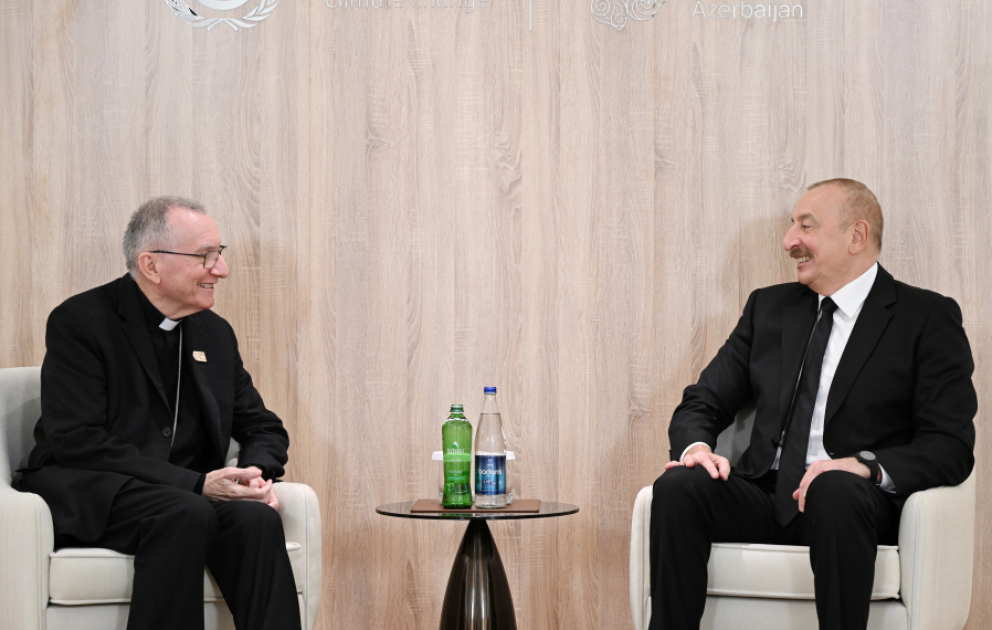 Prezident İlham Əliyev Müqəddəs Taxt-Tacın Dövlət katibi ilə görüşüb YENİLƏNİB VİDEO