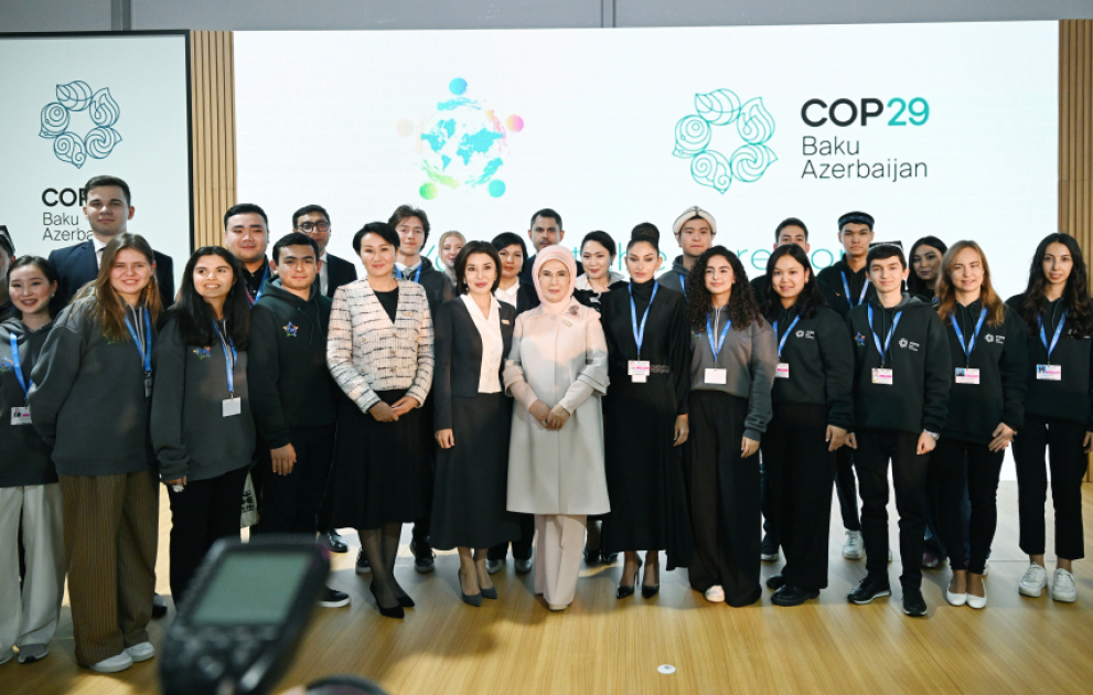 COP29-da birinci xanımların iştirakı ilə “Gənclər iqlim fəaliyyətlərinin ön cəbhəsində” mövzusunda konfrans keçirilib VİDEO