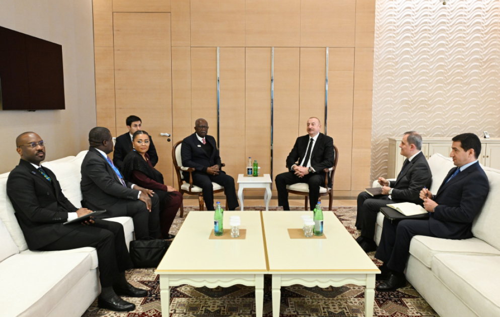 Entretien du président azerbaïdjanais avec le vice-président gabonais MIS A JOUR VIDEO