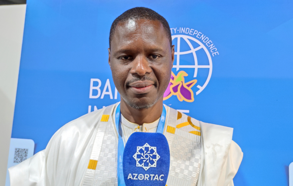 Kabine Dumbiya: Fransa şirkətləri Malinin qiymətli təbii sərvətlərini talayırlar VİDEO