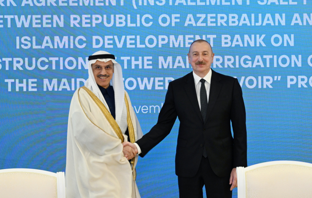 Prezident İlham Əliyev İslam İnkişaf Bankının prezidenti ilə görüşüb  YENİLƏNİB VİDEO