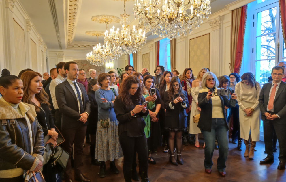 Parisdə azərbaycanlı rəssamların “Dayanıqlı baxış: daha yaşıl gələcək naminə incəsənət” adlı sərgisi açılıb VİDEO