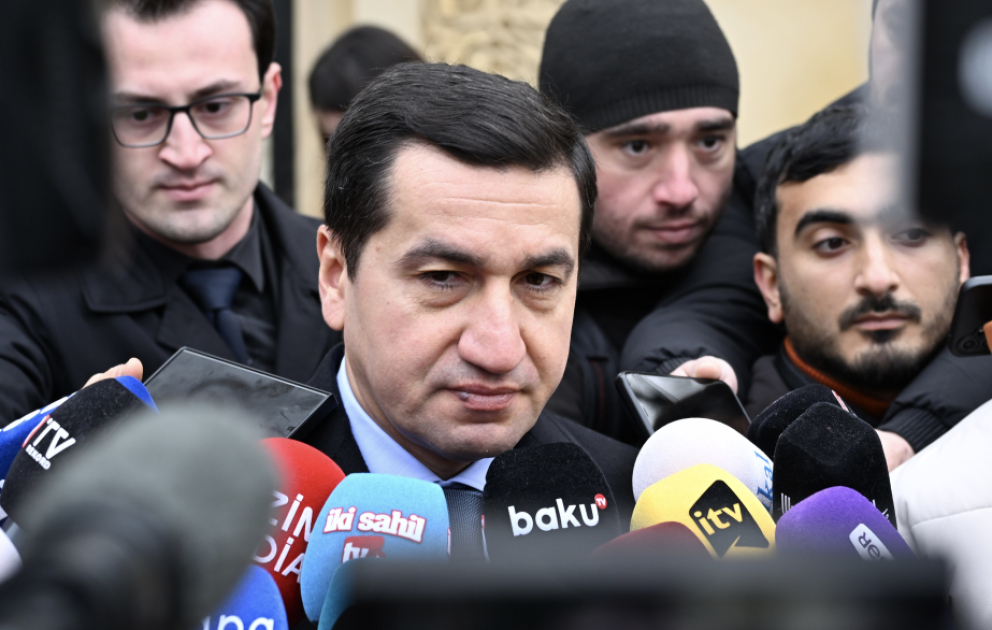 Hikmət Hacıyev: Ermənistanın silahlandırılması məsuliyyətli parametrlər çərçivəsində olmalıdır VİDEO