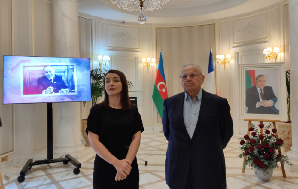 Parisdə Azərbaycan xalqının Ümummilli Lideri Heydər Əliyevin xatirəsi anılıb VİDEO