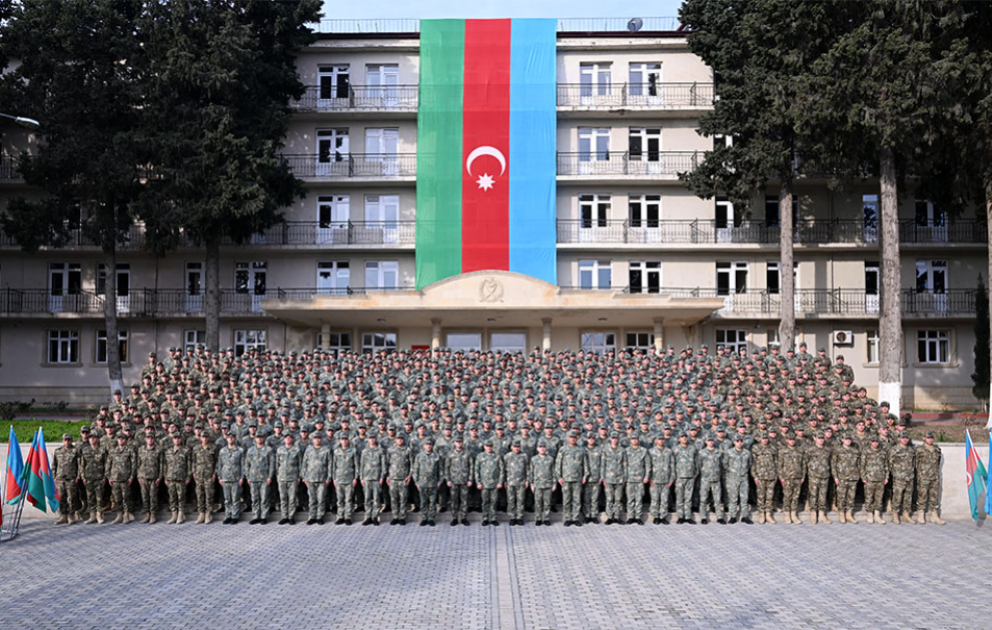 “Ehtiyat zabit hazırlığı kursu”nun buraxılış mərasimi olub VİDEO