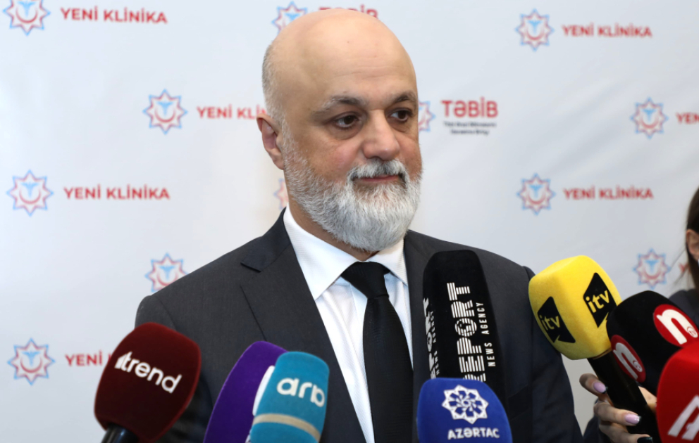 Yeni Klinikanın direktor müavini: Təyyarə qəzasında yaralananlardan biri sabah əməliyyat olunacaq VİDEO